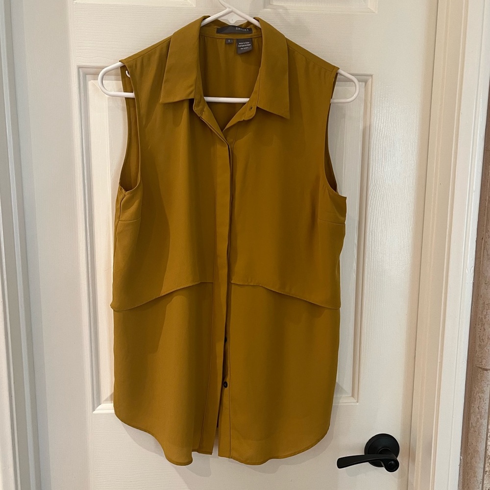 Sandra Ingrish Sleeveless Layered Size Small
